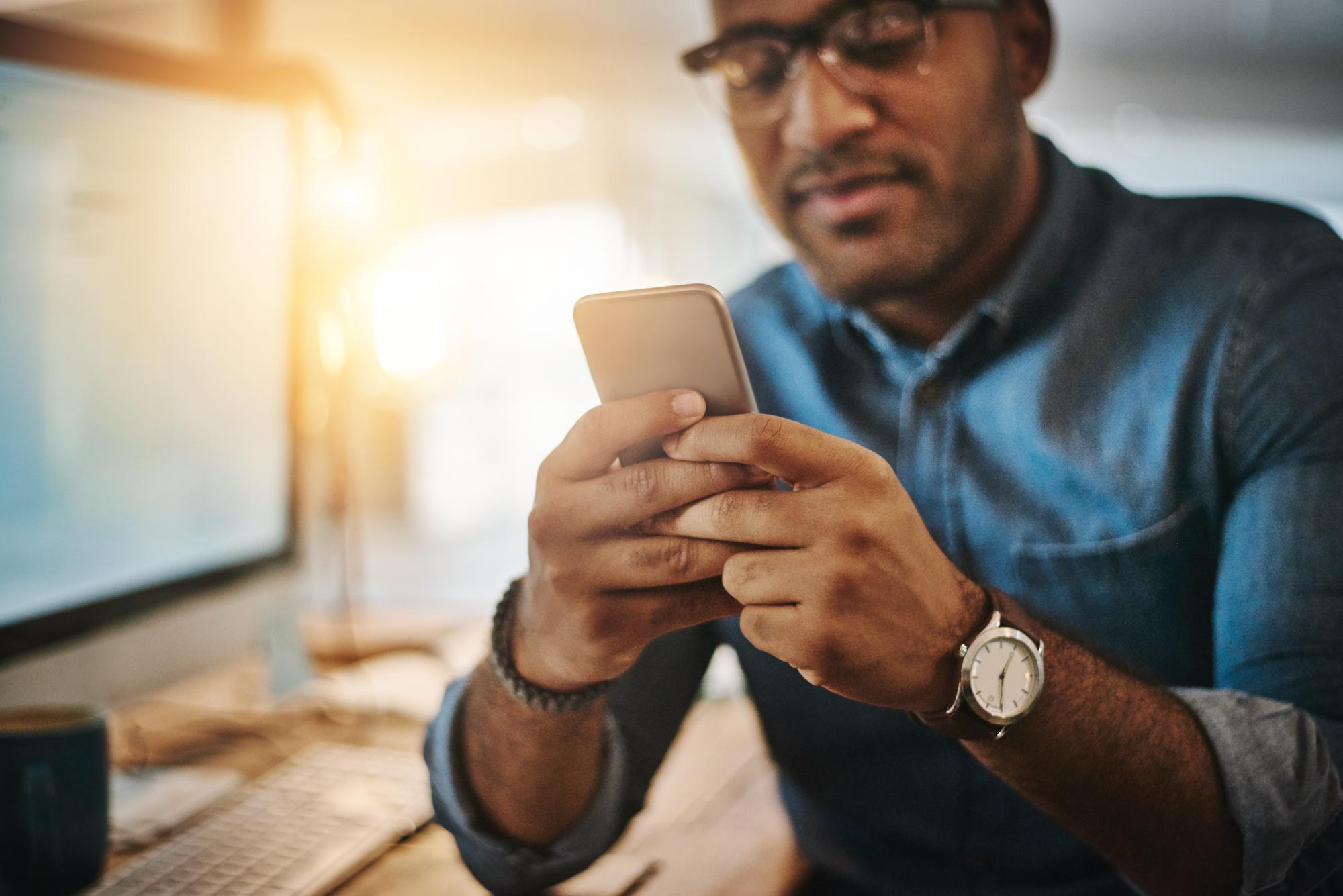 Man holding phone. 